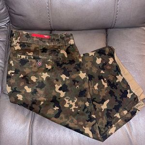 Mens size 36 Jordan Craig shorts great condition.